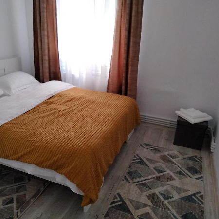 Апартаменти Bulevard Apartament Алба-Юлія Екстер'єр фото